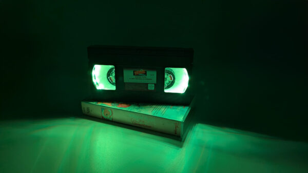VHS Deko Lampe "Winnie Puuh & der Weihnachtsmann"