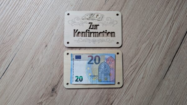 Holz-Geschenkkarte "Zur Konfirmation“ - Bibel & Ornamente