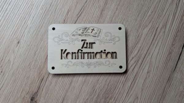 Holz-Geschenkkarte "Zur Konfirmation“ - Bibel & Ornamente