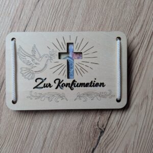 Holz-Geschenkkarte "Zur Konfirmation“ - Taube & Kreuzstrahlen