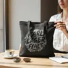 Baumwolltasche "Karl Lager Fehlt“ – Black Edition
